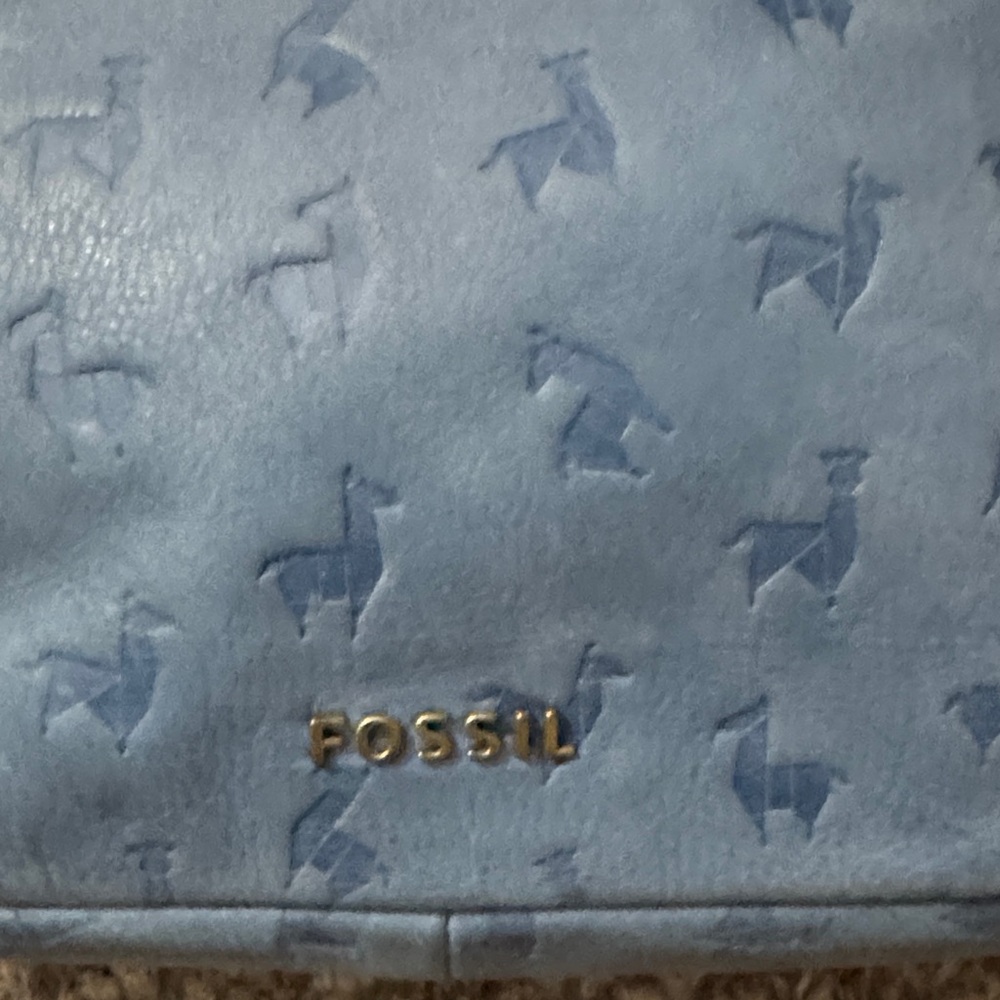 Fossil Oragami Tissue Llama Blue Crossbody Bag - Picture 2 of 13
